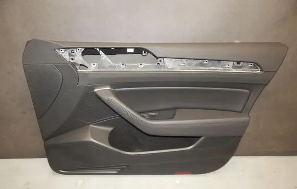 Volkswagen PASSAT B8 Front door card panel trim