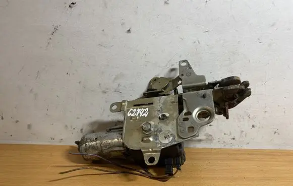 Mercedes-Benz E W210 Tailgate/trunk/boot lock/catch/latch A2107400536 C2742