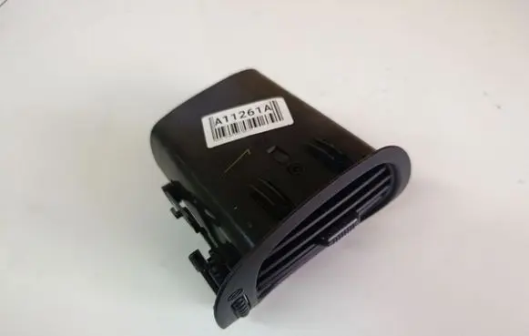 Chrysler Grand Voyager IV Dash center air vent grill 