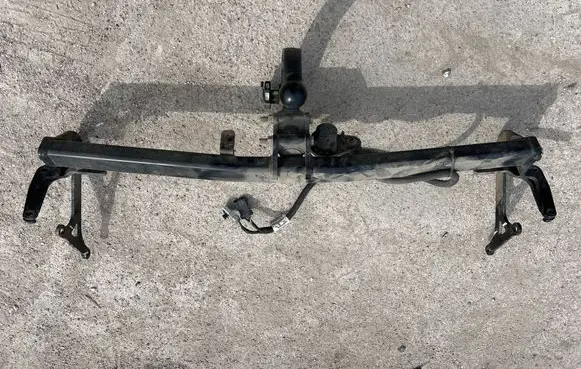 Peugeot 5008 II Tow bar set 9810077580