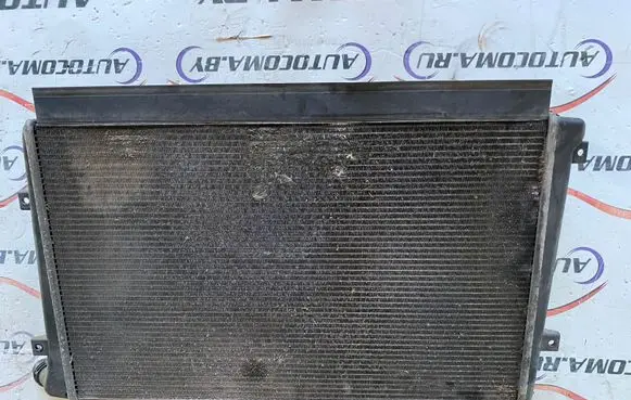 Audi A3 S3 8P Coolant radiator 1K0121251