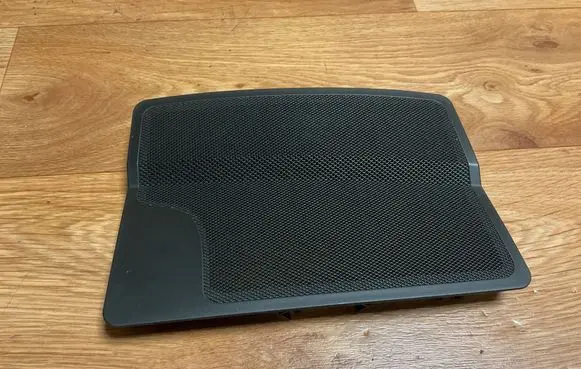 BMW 5 E60 E61 Dash center speaker trim cover 51457034131 5196000 70631059