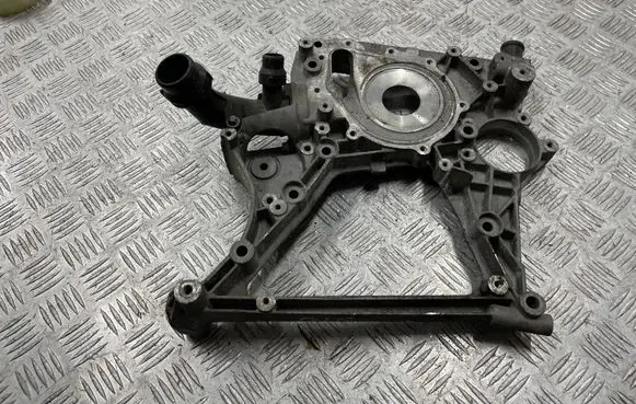 Mercedes-Benz GLC X253 C253 Generator/alternator bracket A6512012409