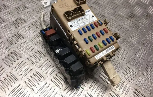 Renault Megane II Fuse box set 403091