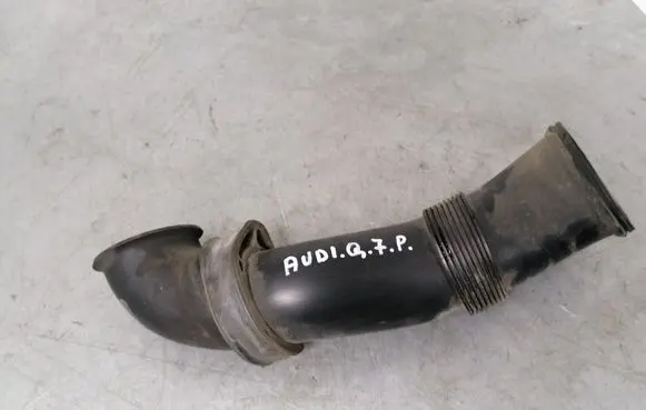 Audi Q7 4L Air intake duct part 7L6129752B