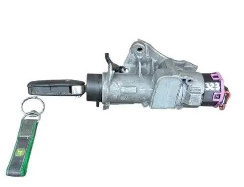 Volkswagen Golf III Ignition lock 4B0905851C