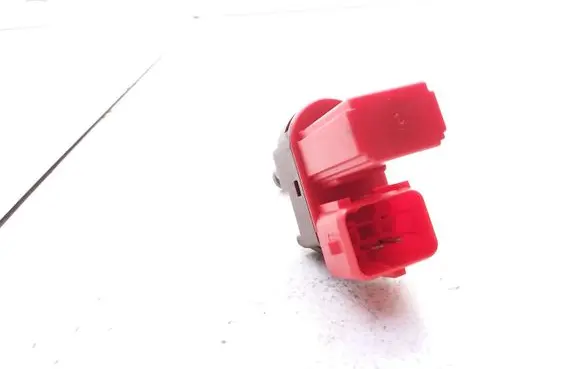 Ford Mondeo Mk III Brake pedal sensor switch 95BB7C534AC