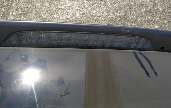 Mitsubishi Outlander Third/center stoplight