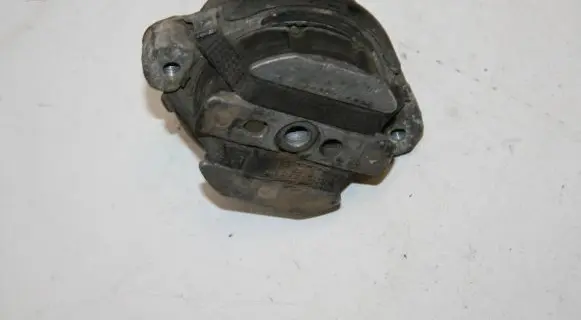 Audi A6 S6 C5 4B Engine mount bracket 4b0399151