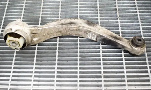 Jaguar F-Pace Front lower control arm/wishbone HK833C256