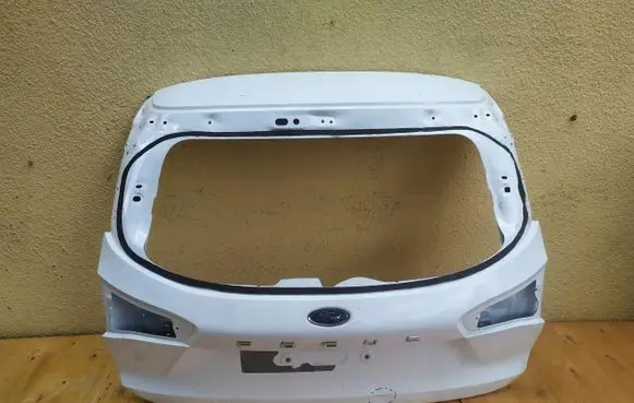 Ford Focus Tailgate/trunk/boot lid JX7B-N40414-BB