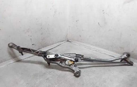 Mercedes-Benz C W204 Front wiper linkage 3397021441 A2048201140