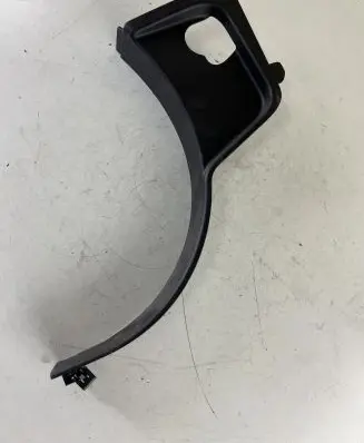 Foot area side trim
