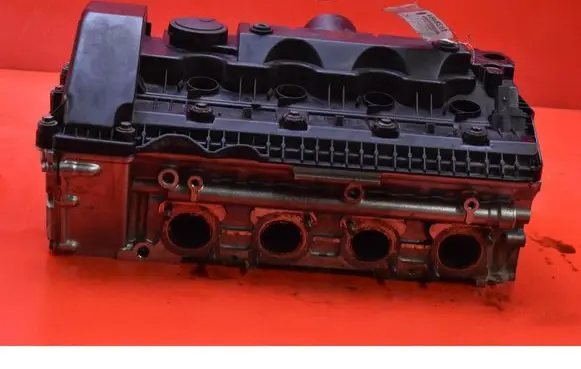 BMW 7 E65 E66 Engine head 7506404