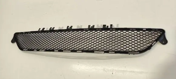 Mercedes-Benz E W212 Front bumper lower grill A2128850522