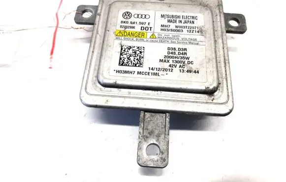 Volkswagen Sharan Voltage converter/converter module 8K0941597E