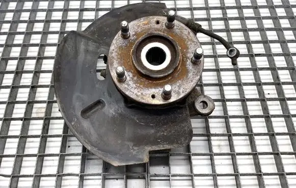 Hyundai ix35 Front wheel hub spindle knuckle