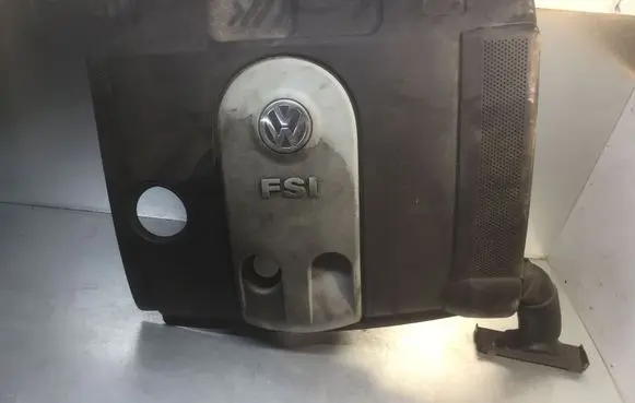 Volkswagen Golf V Engine cover (trim) 03C129607 4808385916