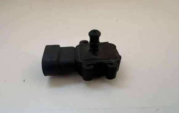 Renault Megane I Air pressure sensor 7700111957 H105867