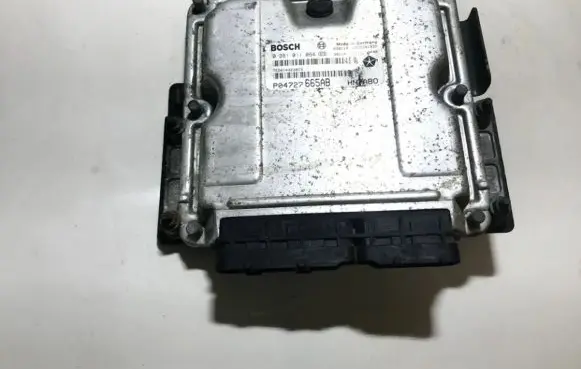 Chrysler Voyager Engine control unit/module 0281011064 p04727665ab