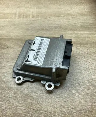 Chrysler PT Cruiser Airbag control unit/module 04671419AD 0285001346