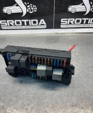 Mercedes-Benz E W211 SAM control unit 2115453901