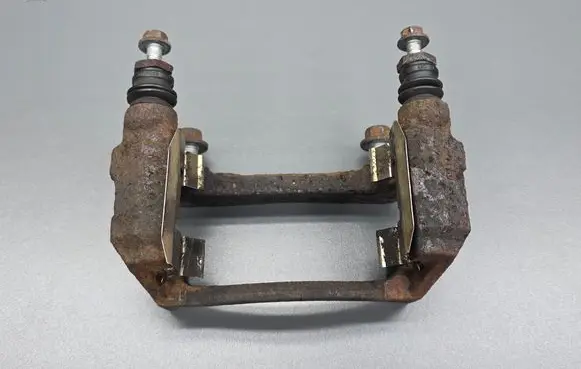 Ford Fiesta Front Brake Caliper Pad/Carrier 