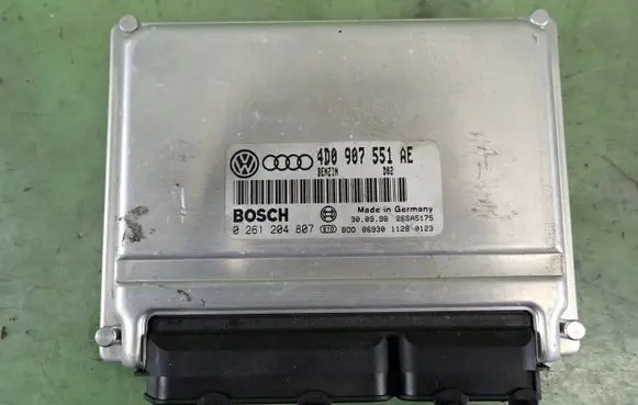 Audi A6 S6 C5 4B Engine control unit/module ECU