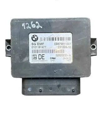 BMW 5 F10 F11 Hand brake control module EB685370301