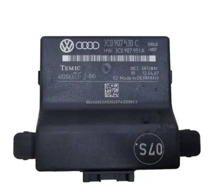 Volkswagen PASSAT B6 Gateway control module 3C0907530C