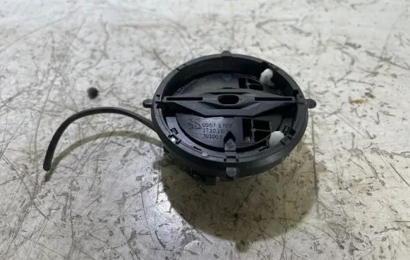 Volkswagen Amarok Front door wing mirror part 05571706 301003 171015
