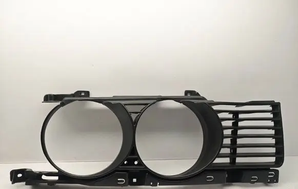 Under headlight/headlamp trim