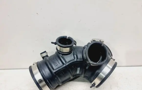 Nissan Qashqai J12 Air intake duct part 6UM03 165766UM03
