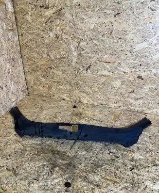 Audi Q7 4L Radiator trim 4l0807081