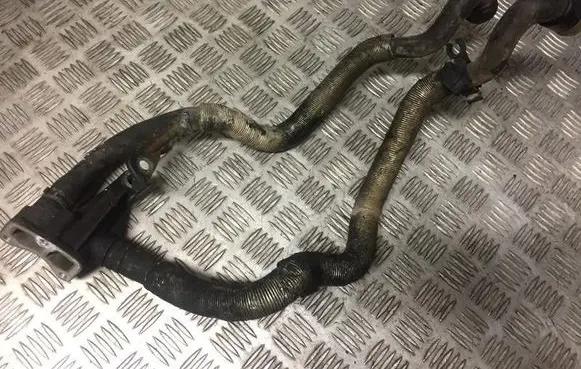 Opel Zafira A Engine coolant pipe/hose 90573652