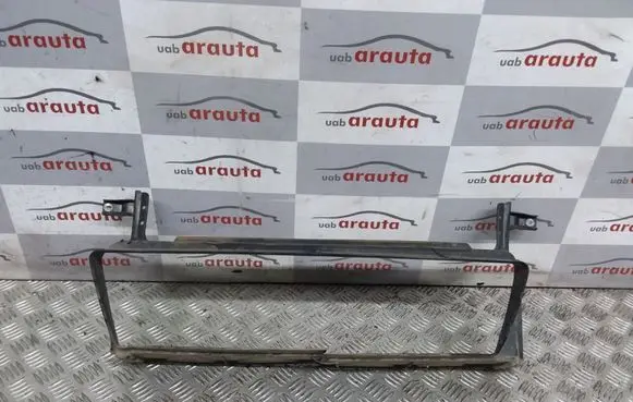 Volvo S40 Intercooler air channel guide 