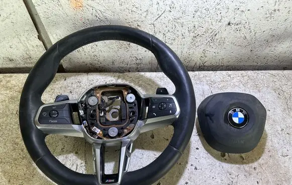 BMW X1 U11 Steering wheel