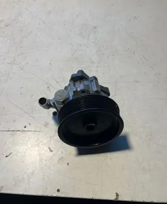 Mercedes-Benz ML W164 Power steering pump A0064663201 7693955290