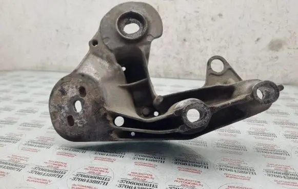 Audi A6 S6 C6 4F Engine mounting bracket 4F0199351AG