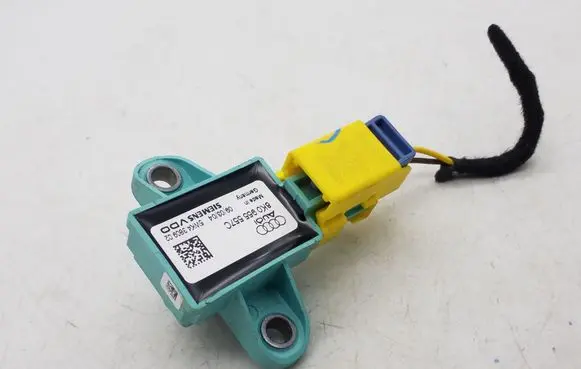 Audi Q5 SQ5 Airbag deployment crash/impact sensor 8K0955557C 5WK4380902