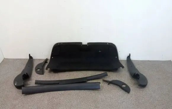Skoda Superb B6 (3T) Front door card panel trim