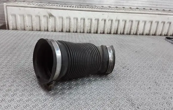 Opel Zafira B Air intake duct part