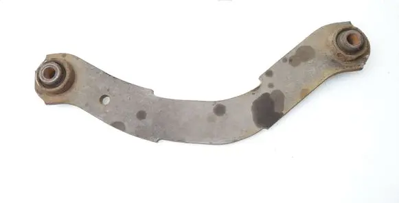 Rear control arm