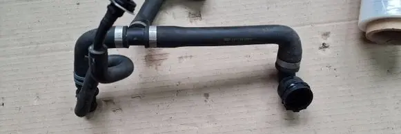 Audi A6 S6 C7 4G Engine coolant pipe/hose 4G0122055D