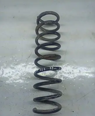 BMW 5 E39 Rear coil spring
