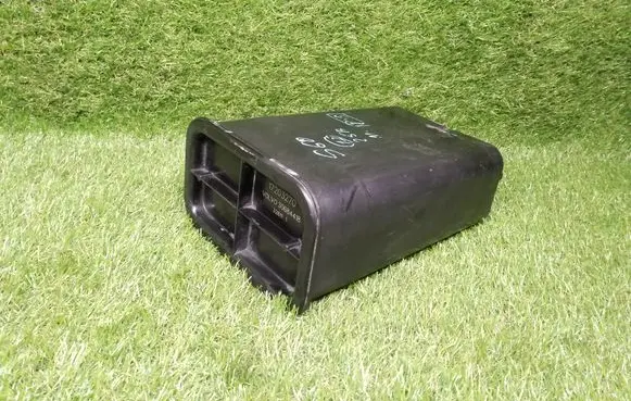 Volvo S60 Active carbon filter fuel vapour canister 30684418 17203270