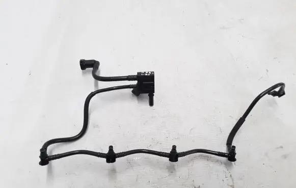 Opel Vivaro Fuel return line/hose 8200445286