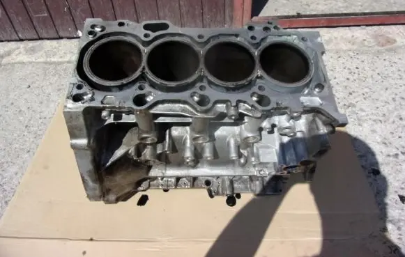 Mazda CX-5 Engine block 