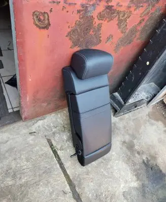Mercedes-Benz E W213 Rear seat armrest 