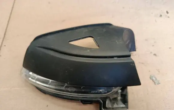 Skoda Octavia Mk3 (5E) Front door wing mirror part 19583